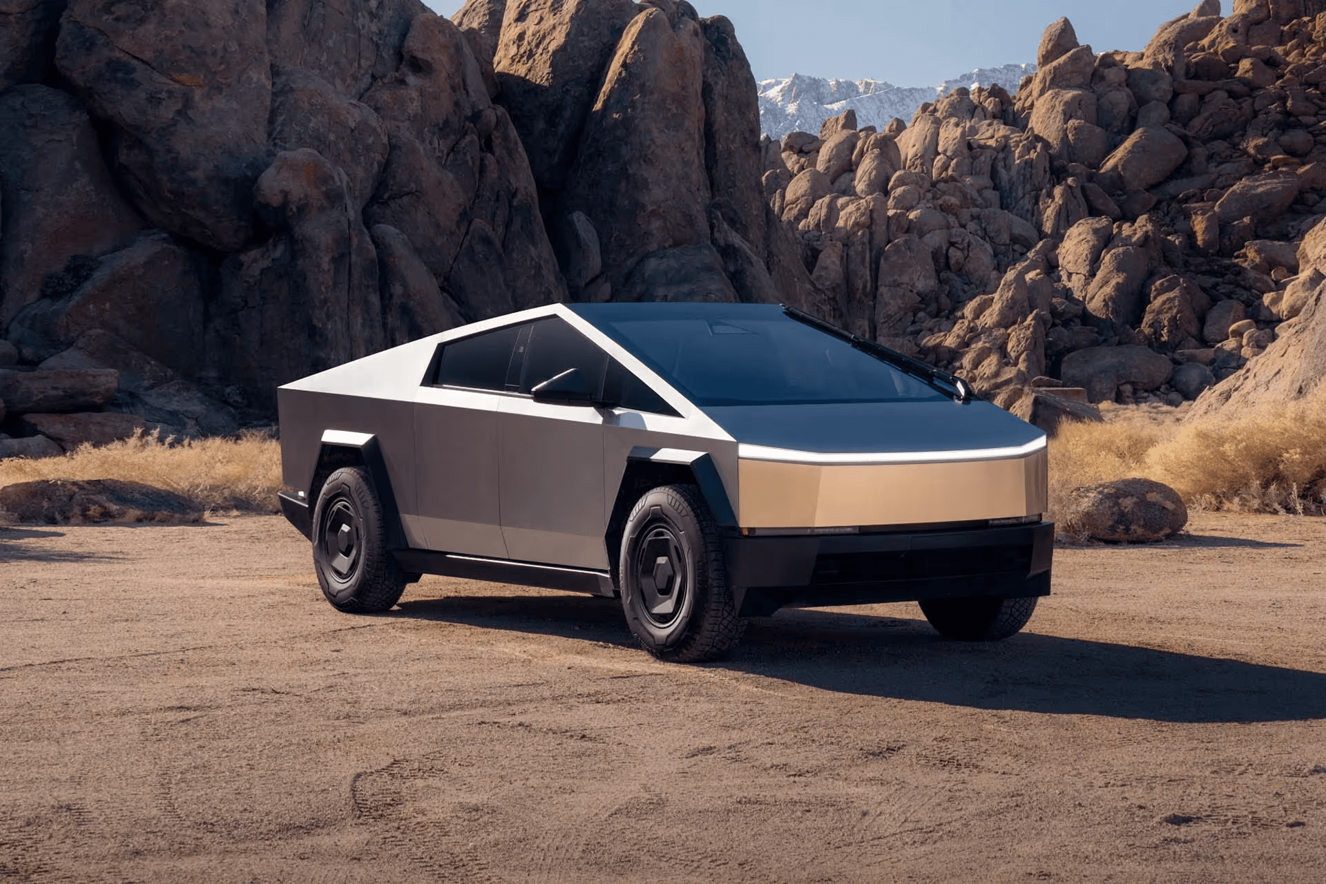 Investigação aponta inflação artificial nas vendas da Tesla Cybertruck por empresas de Elon Musk