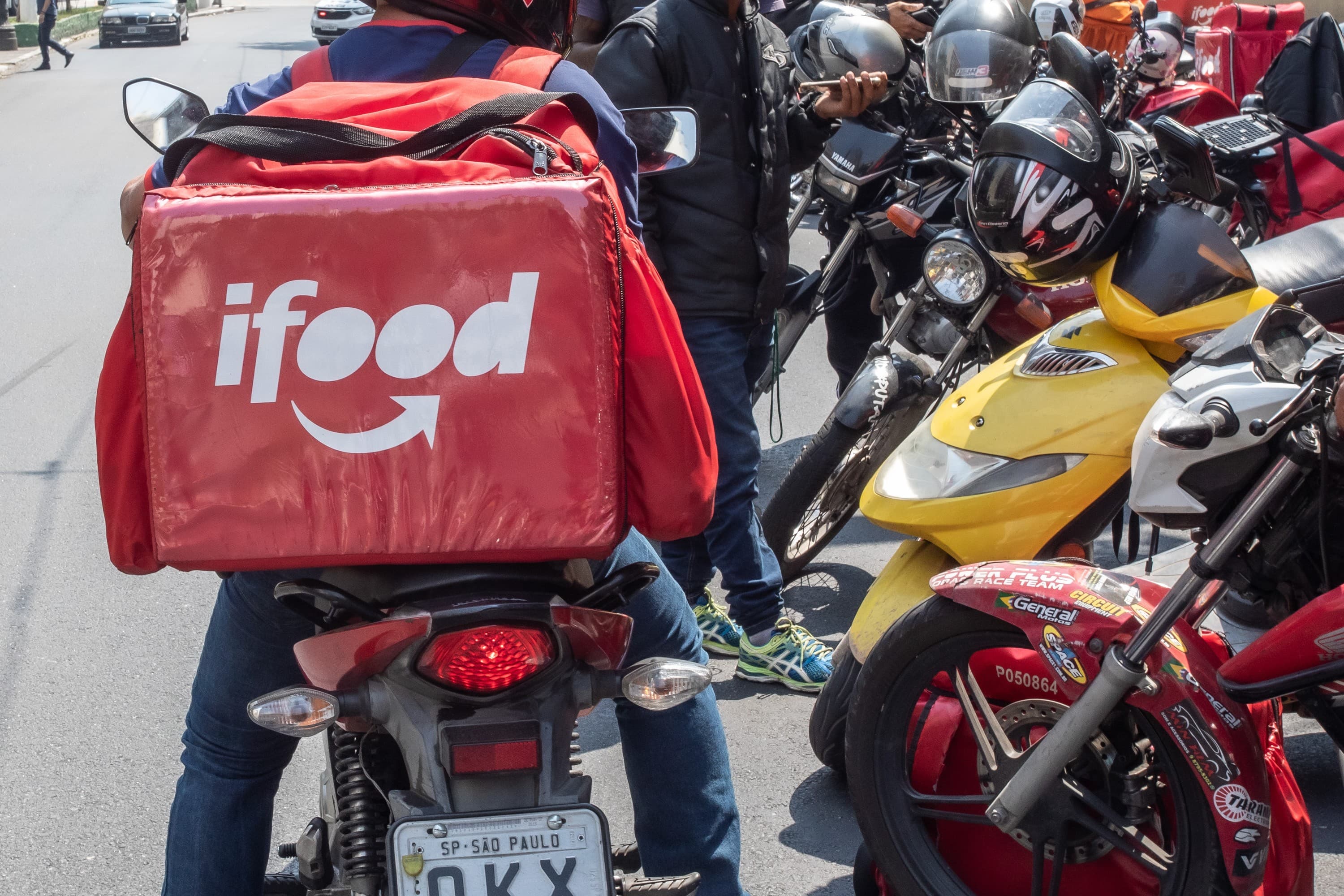 É FAKE: Vídeo de protesto de motoboys não é contra o governo Lula; imagens são de janeiro