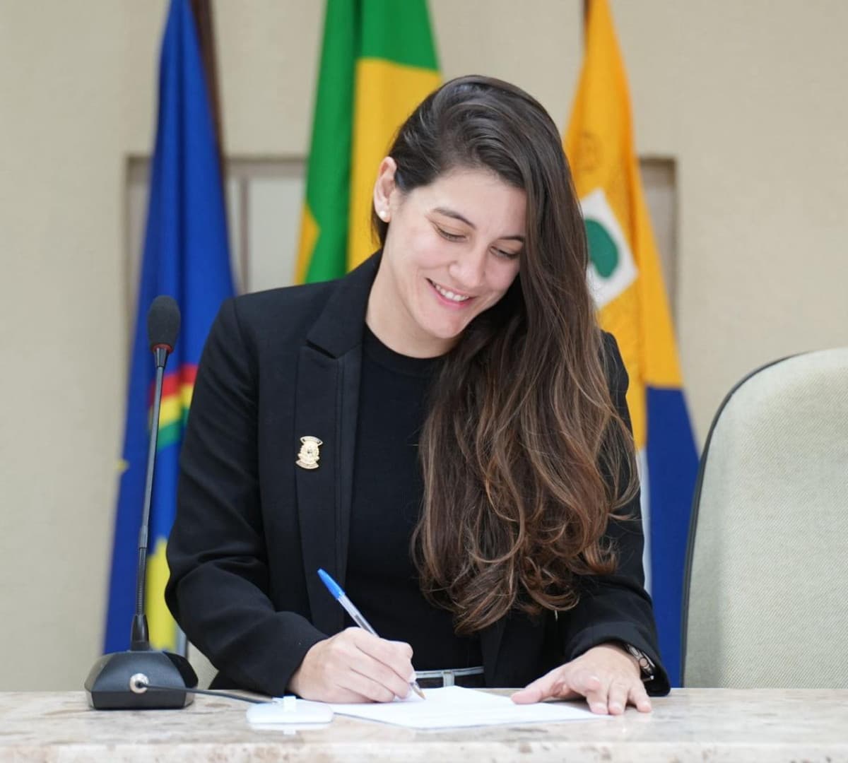 Em primeiro ano de mandato, Rebecca Regnier se consolida como uma das principais lideranças políticas de Jaboatão
