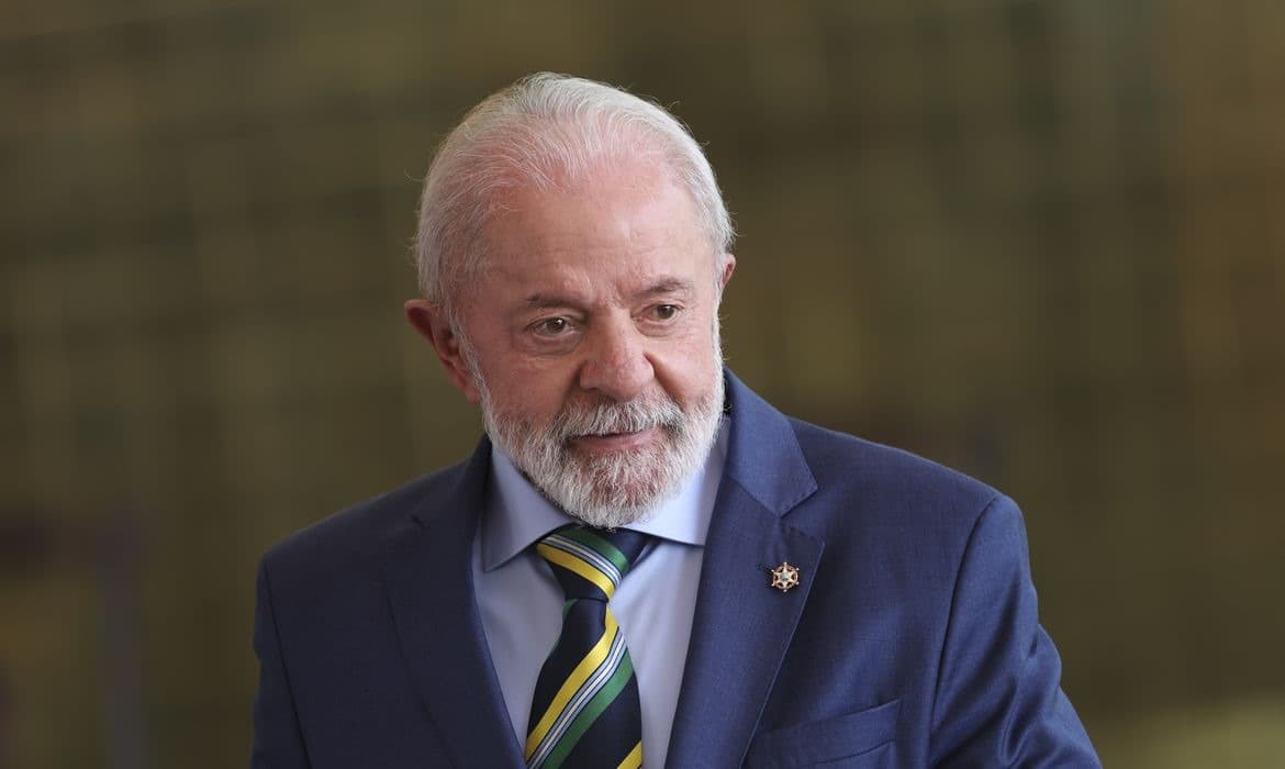 Lula sanciona lei que transfere temporariamente a capital federal para Belém durante a COP30
