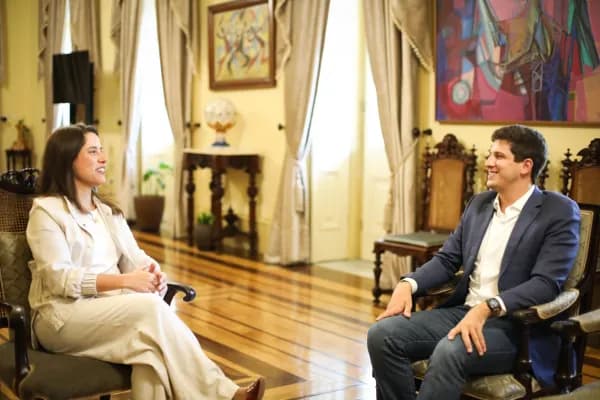 Pesquisa que mostrava equilíbrio entre Raquel e João era fake, diz jornalista