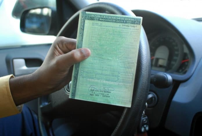 Polícia Civil alerta motoristas de Pernambuco sobre golpes no pagamento do IPVA 2026