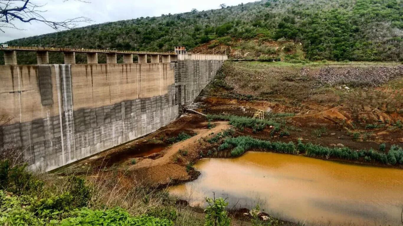 Barragem de Jucazinho permanece em estado crítico com apenas 0,99% da capacidade