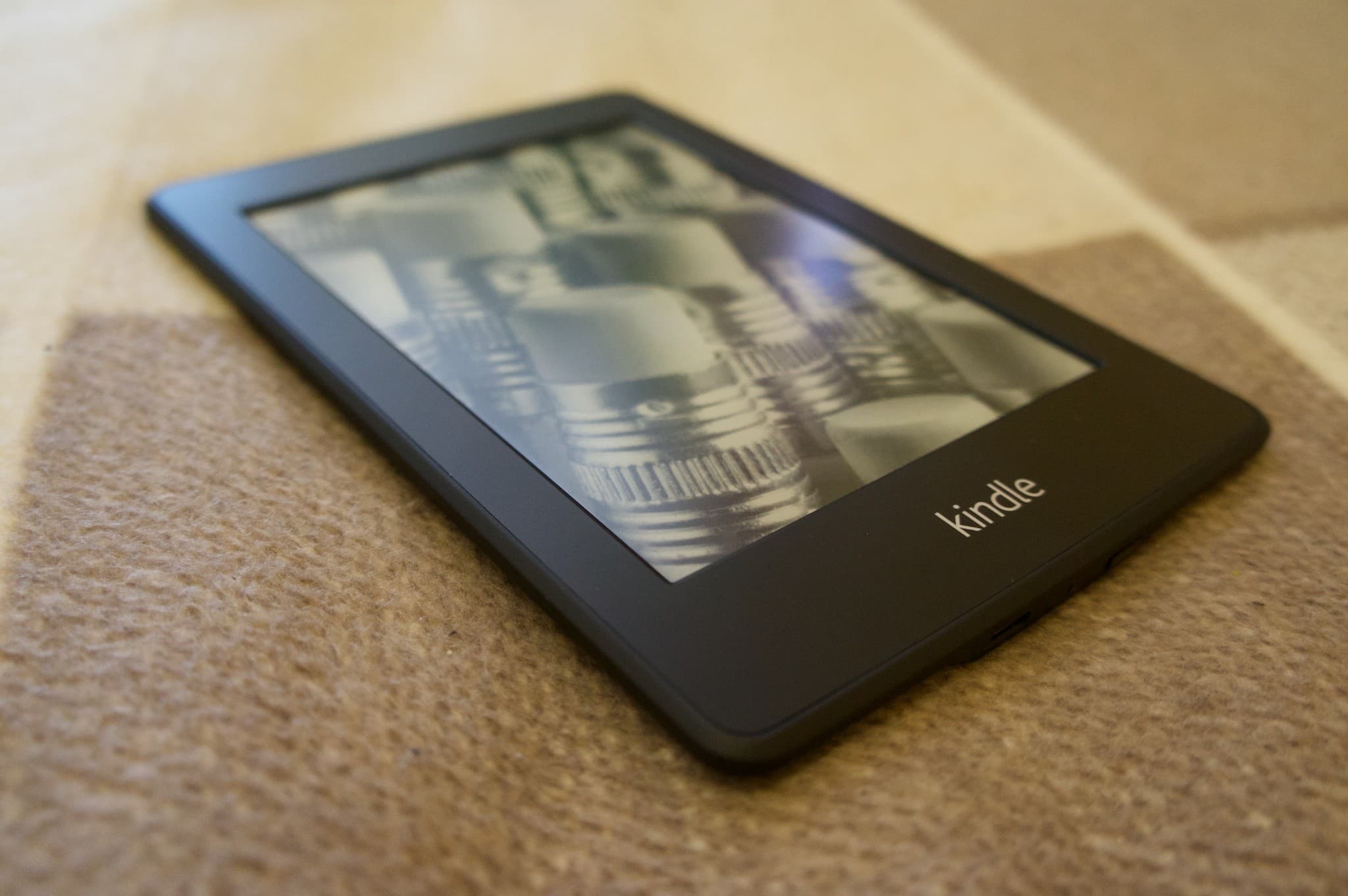 Amazon encerra suporte para modelos antigos de Kindle a partir de maio