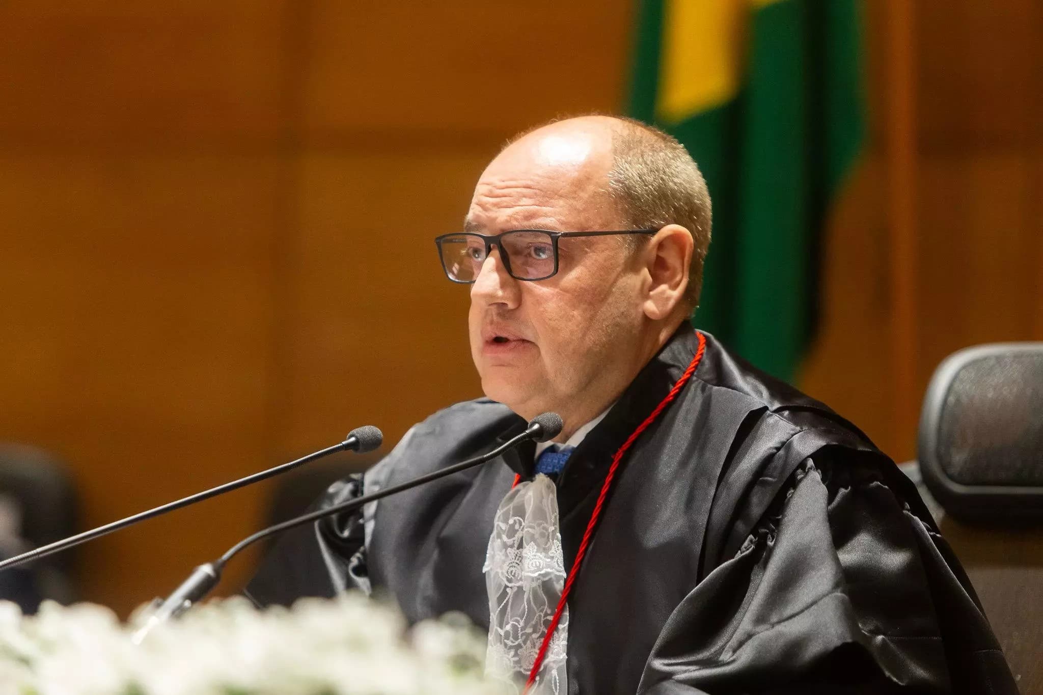 Governo do Rio de Janeiro anuncia auditoria rigorosa em contratos e transparência na máquina pública