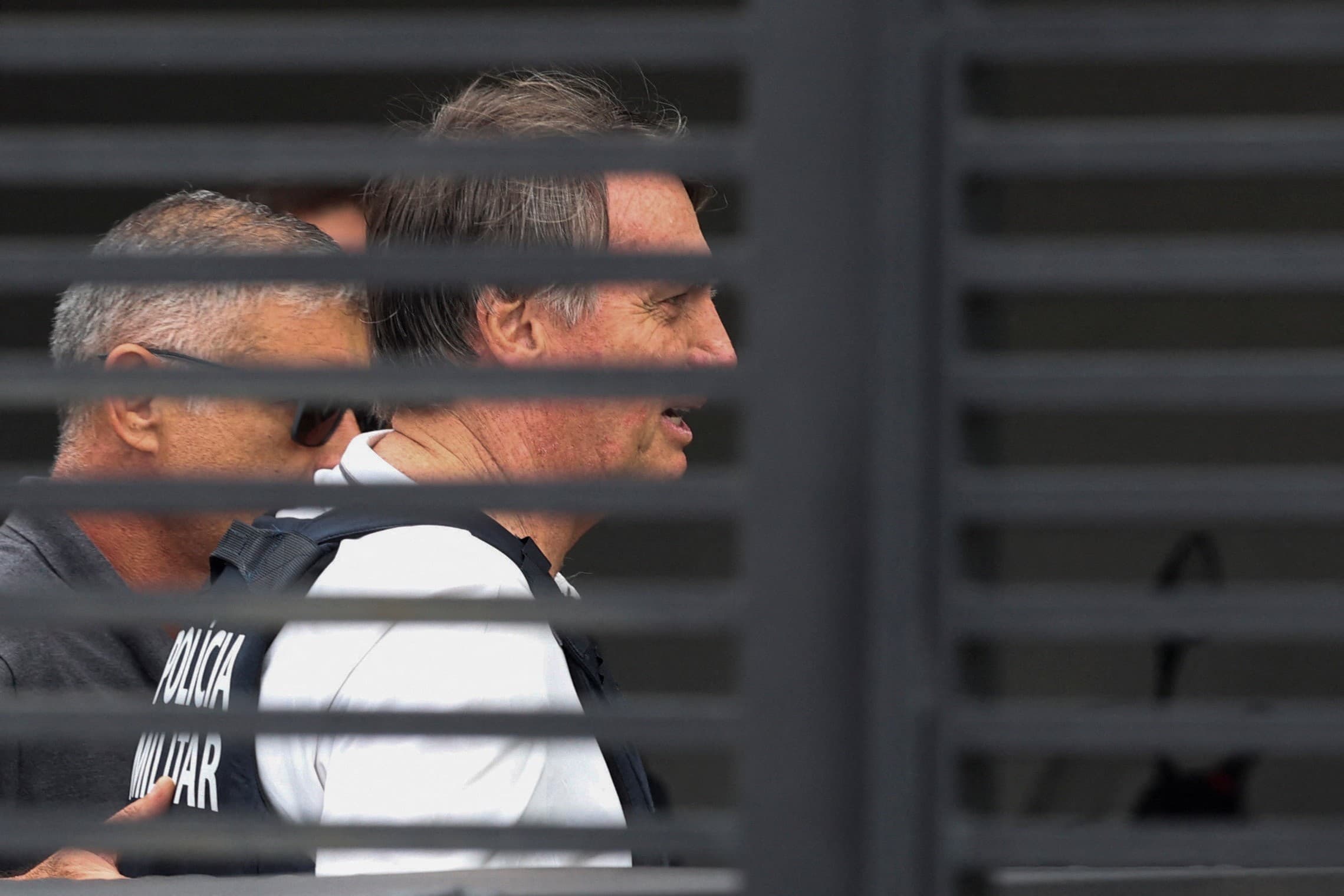 STF proíbe sobrevoo de drones na residência de Jair Bolsonaro em Brasília