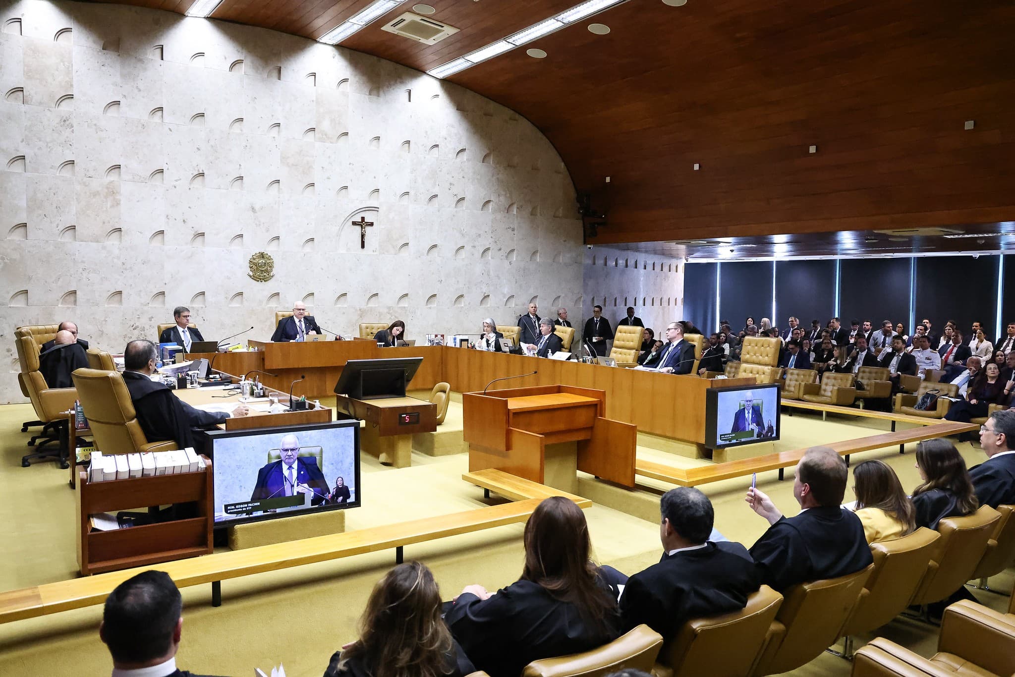 STF reforça combate a 'penduricalhos' e veta artifícios para burlar teto salarial