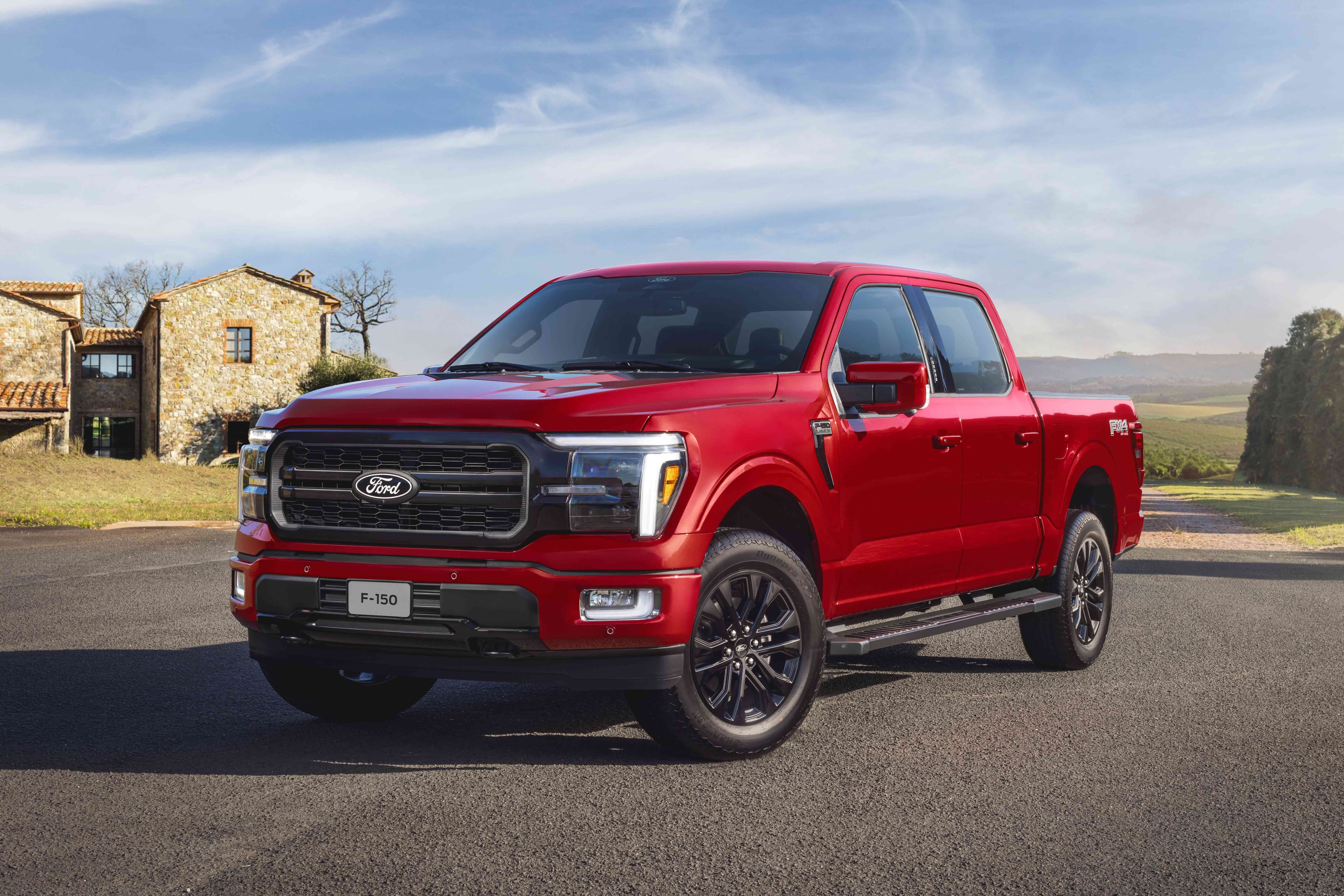 Ford convoca recall para modelos F-150 e Maverick devido a falha no módulo de reboque