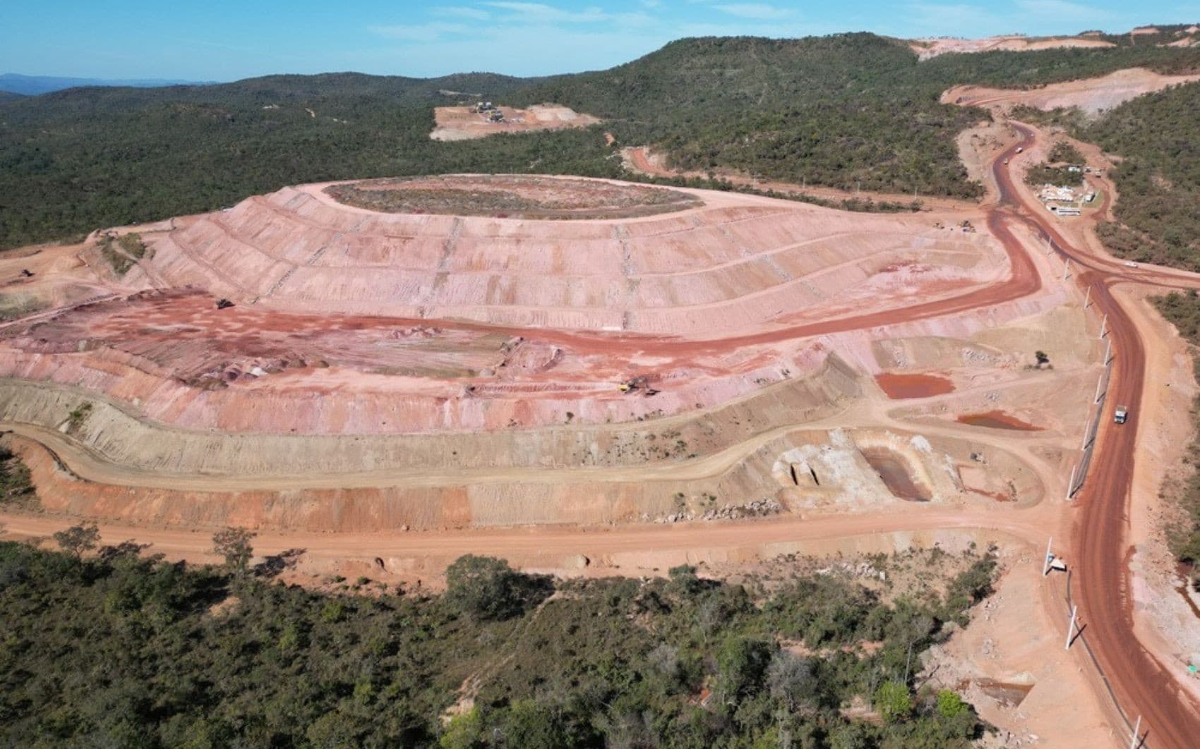Estratégia Global: USA Rare Earth adquire brasileira Serra Verde em transação de US$ 2,8 bilhões