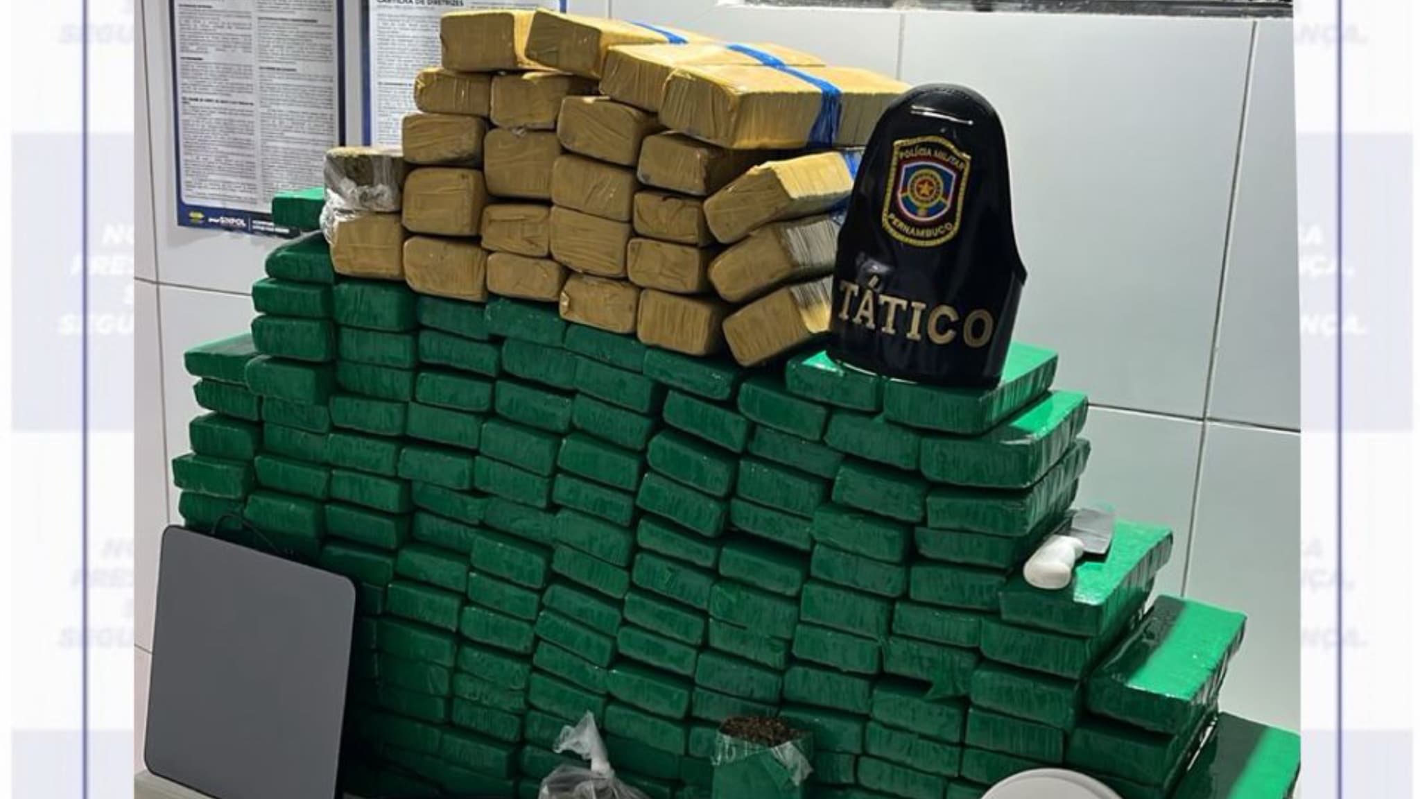 Polícia apreende 132 quilos de maconha durante operação em Caruaru
