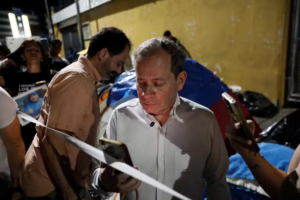 Opositores venezuelanos denunciam sequestro de Juan Pablo Guanipa horas após sua libertação