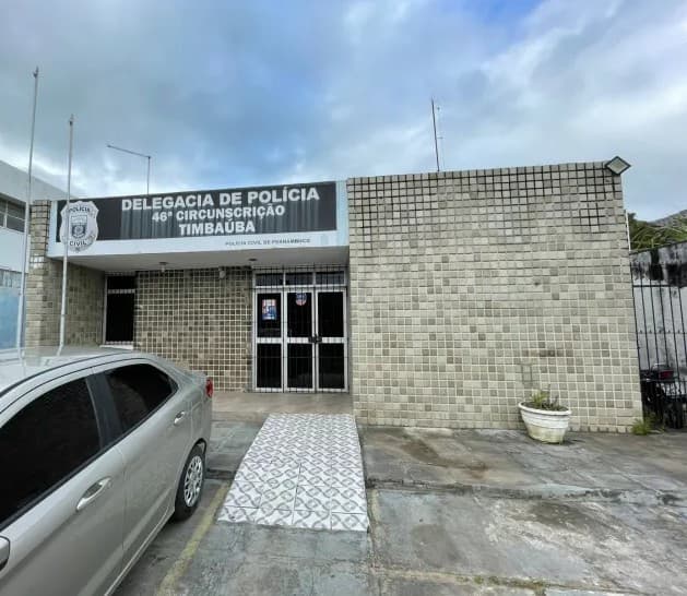 Mulher é presa por tráfico de drogas em Timbaúba
