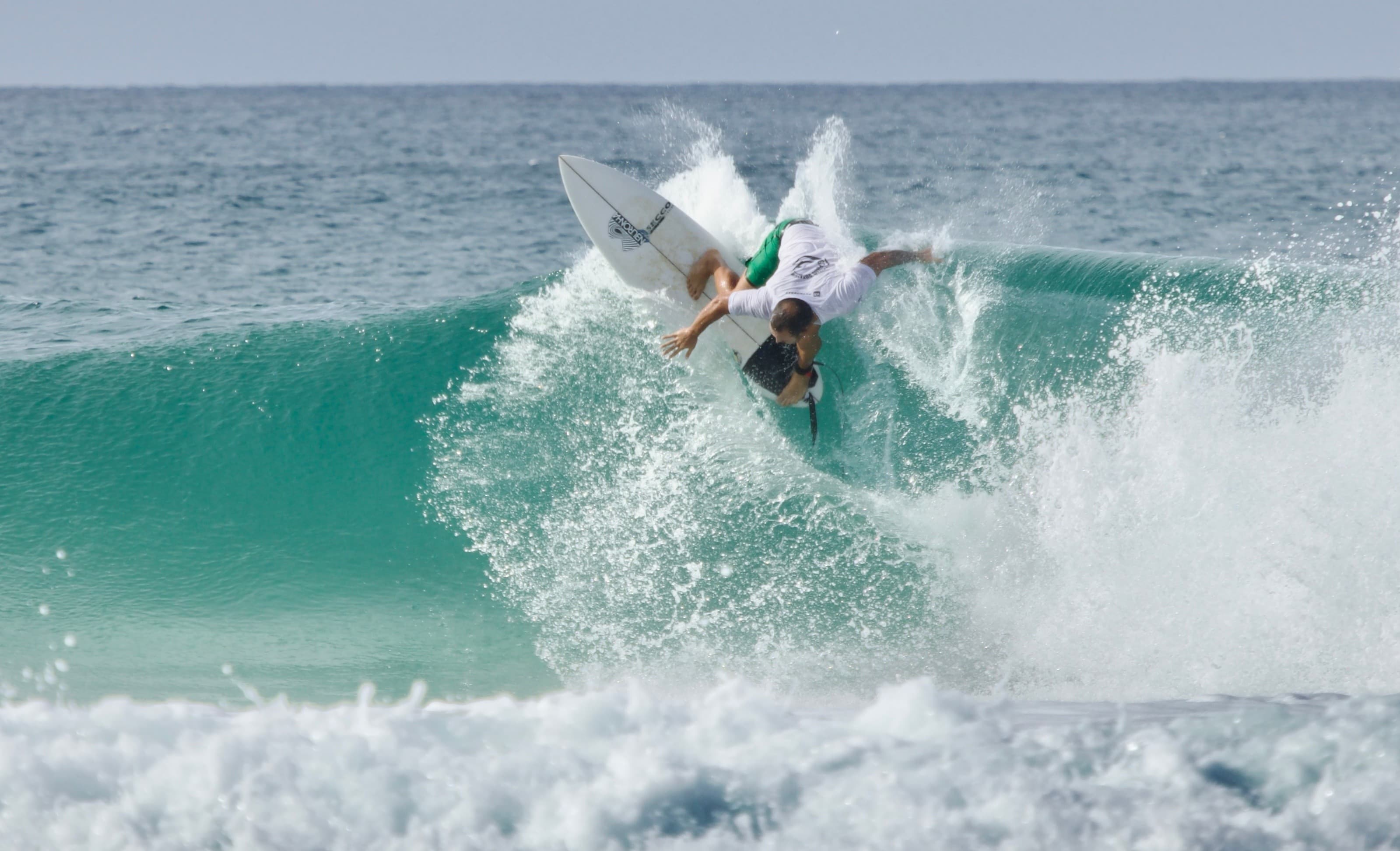 Fernando de Noronha abre circuito de surfe 2026 com grande sucesso e protagonismo local