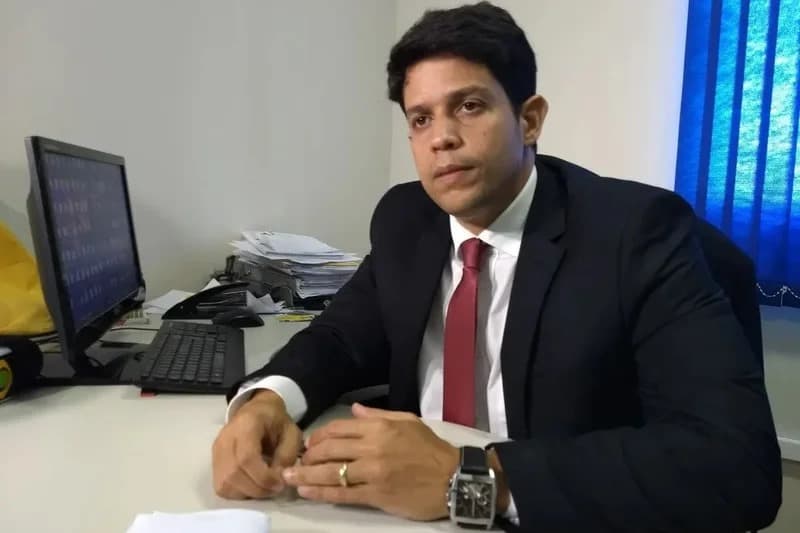 Felipe Monteiro assume chefia da Polícia Civil de Pernambuco