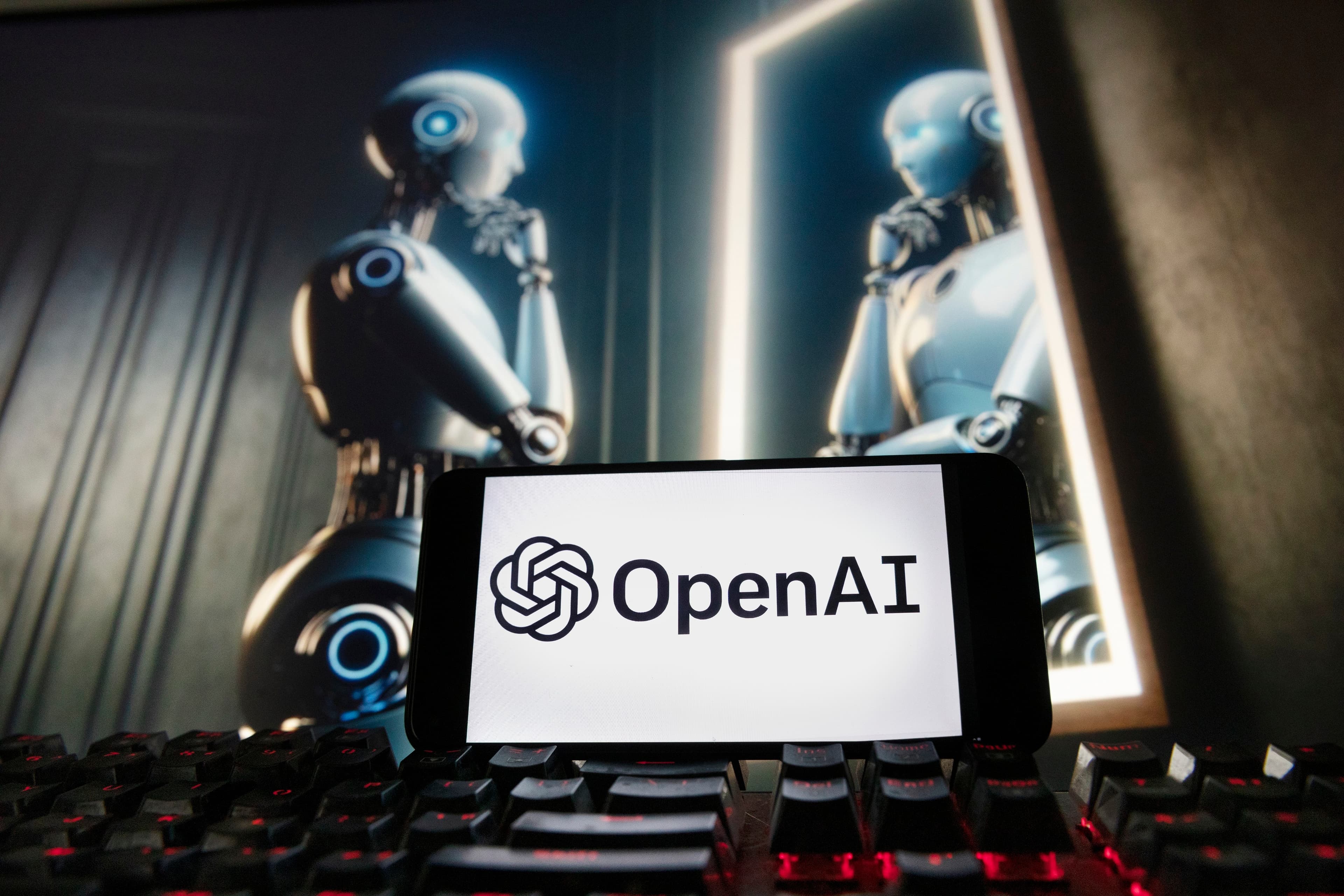 OpenAI investe mais de US$ 4 bilhões e cria nova unidade para acelerar adoção corporativa de IA