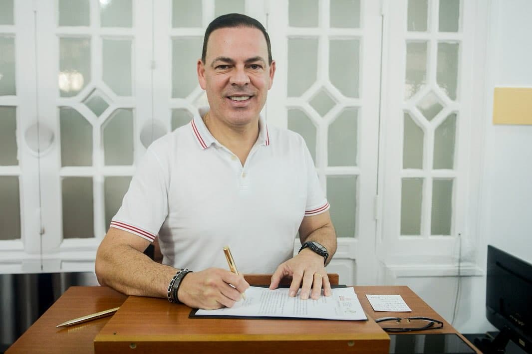 TJPE autoriza inquérito contra prefeito de Garanhuns por confusão em praça pública
