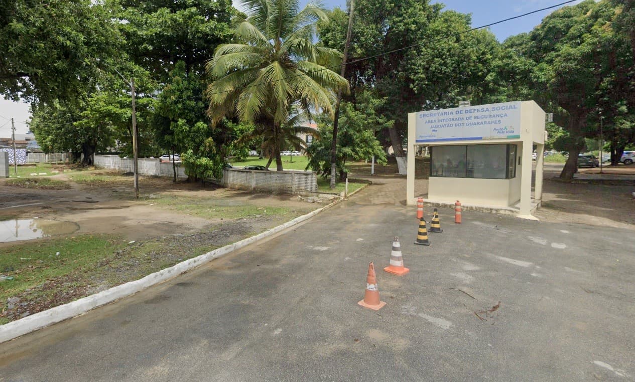 Homem é preso por tentativa de feminicídio após agredir a própria mãe em Jaboatão dos Guararapes