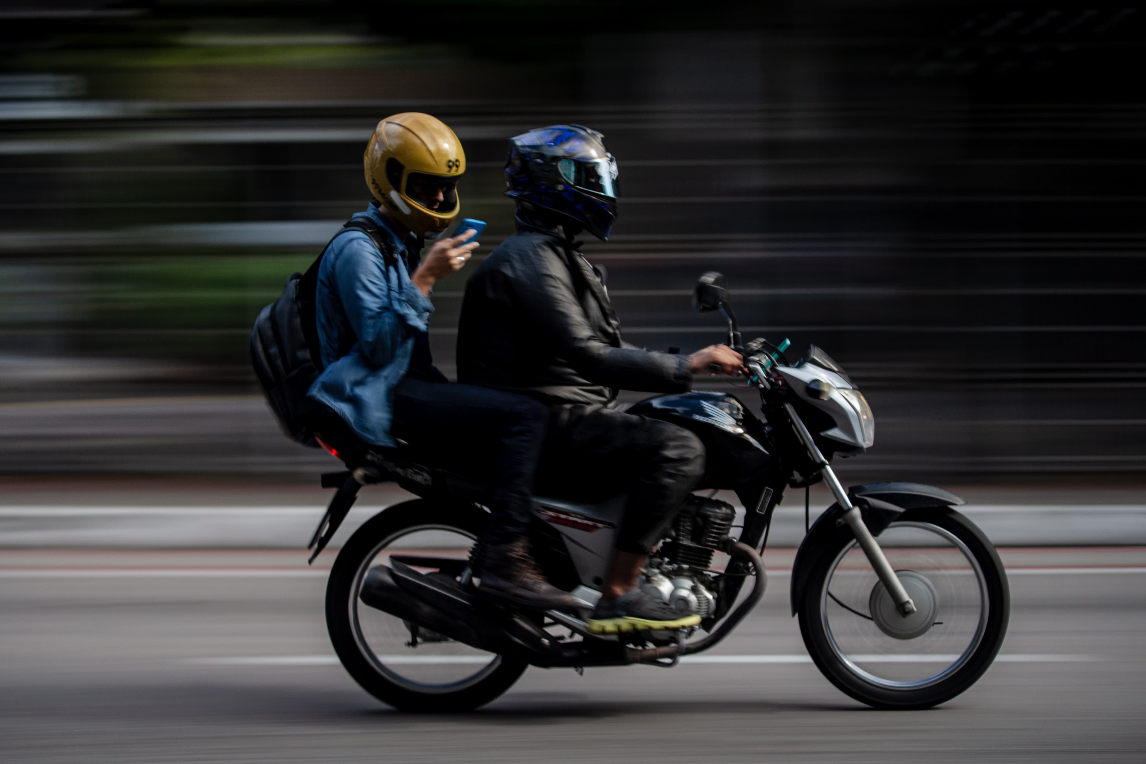 Programa Move Brasil: Governo federal adia início de linha de crédito para entregadores e mototaxistas