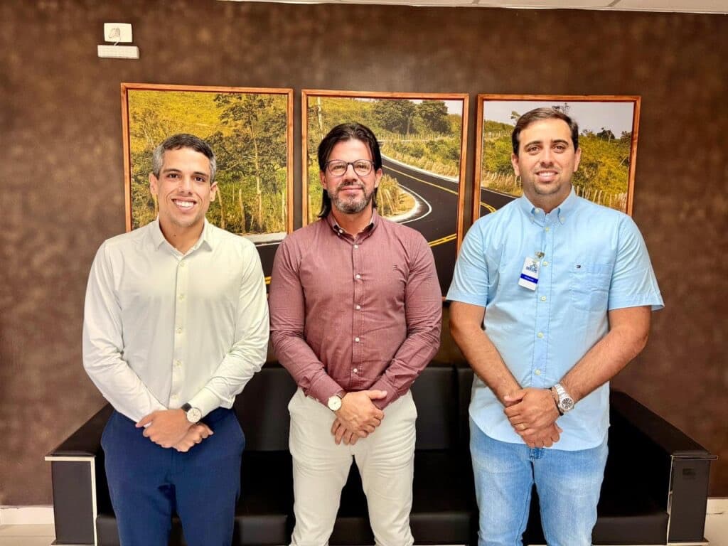URGÊNCIA NA PE-270: Prefeito Túlio Monteiro e Deputado Jarbas Filho Cobram Recuperação de Rodovia Estratégica