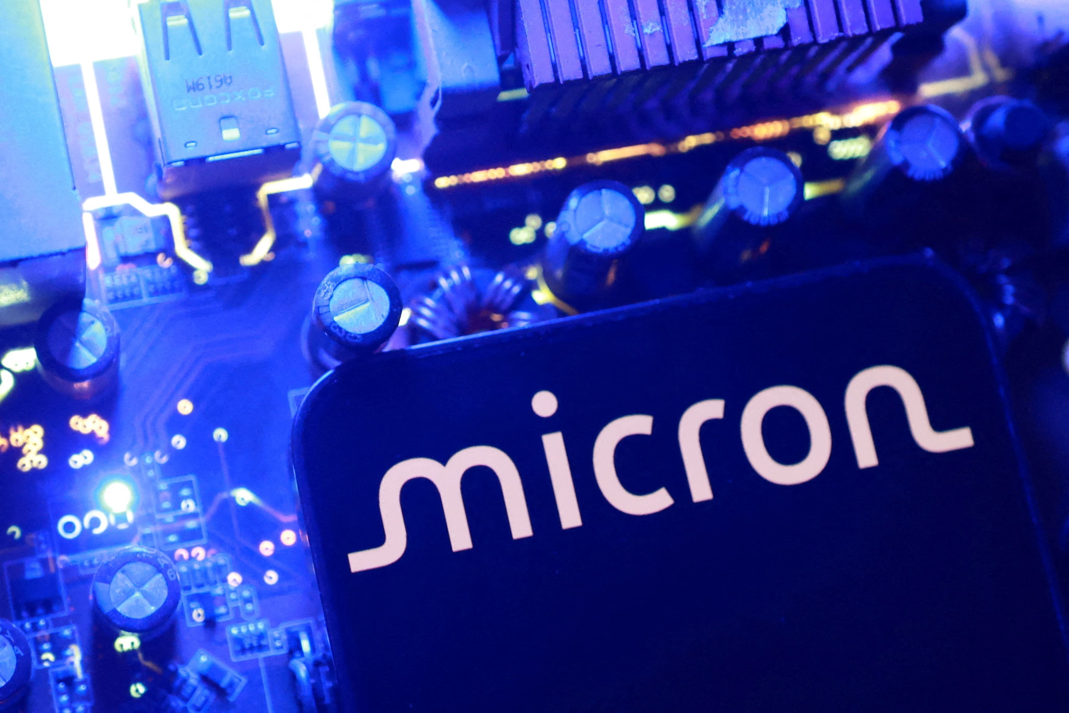 Micron Technology atinge patamar histórico e supera gigantes de tecnologia no mercado global