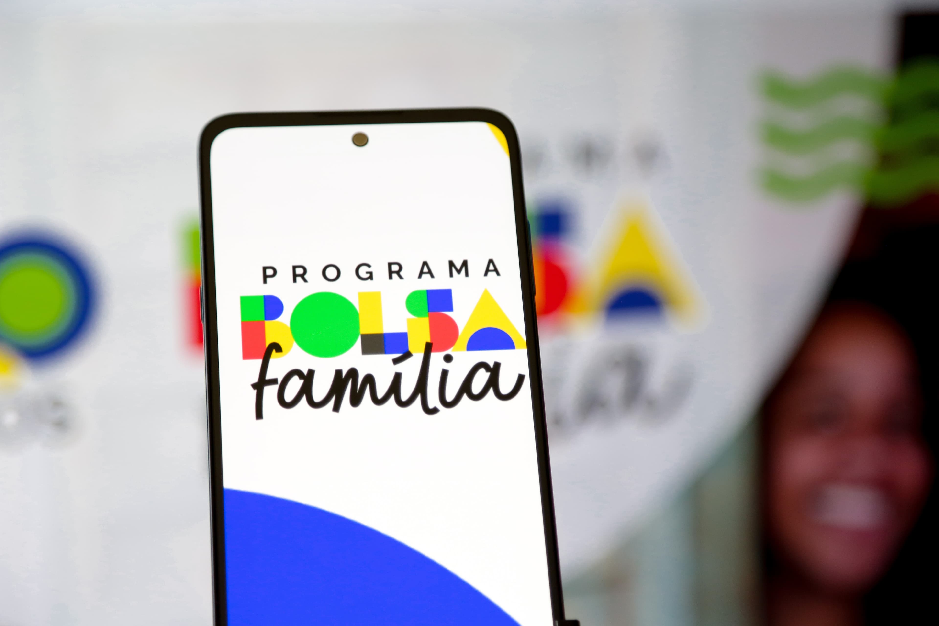 Caixa Econômica Federal divulga calendário oficial de pagamentos do Bolsa Família para junho de 2026