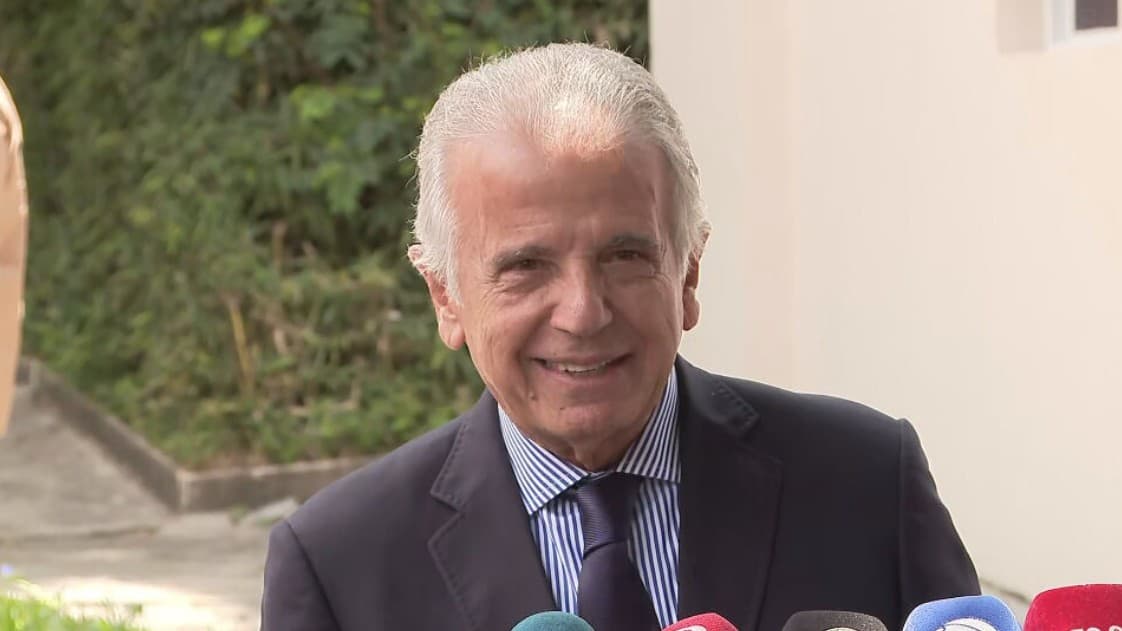 Ministro da Defesa discute cooperação contra narcotráfico com representante dos EUA em meio a tensões
